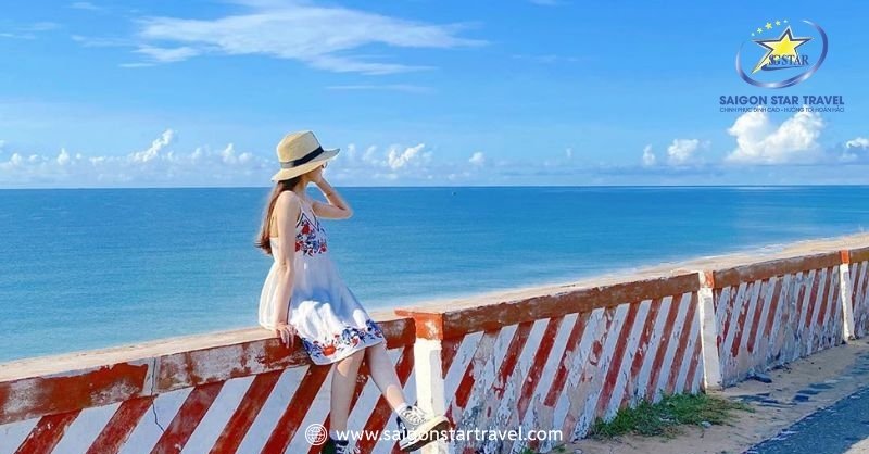 Cung đường ven biển Hòn Rơm