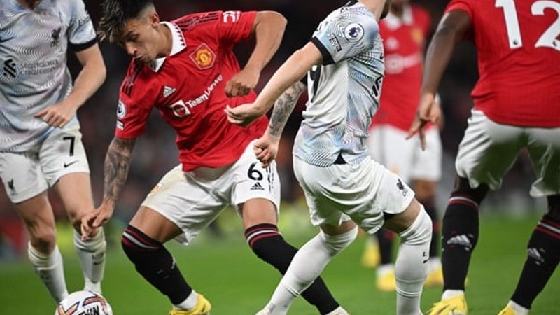 Trung vệ là một vị trí rất quan trọng Defender là gì trong bóng đá? Tìm hiểu về vị trí này