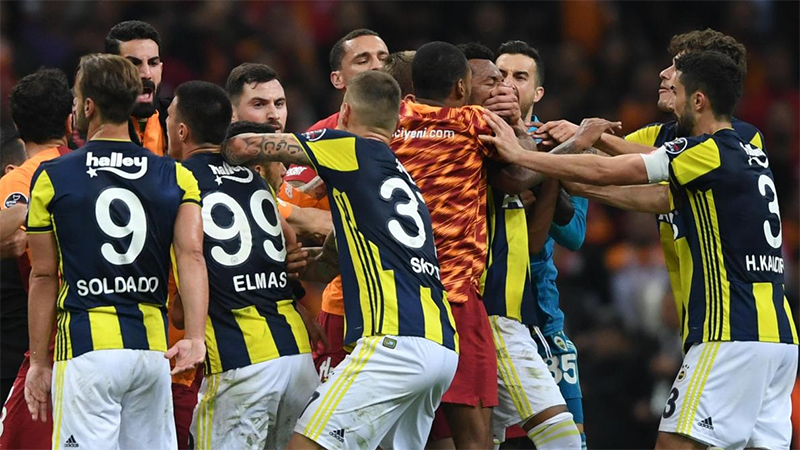 Derby liên lục địa: Fenerbahce vs Galatasaray